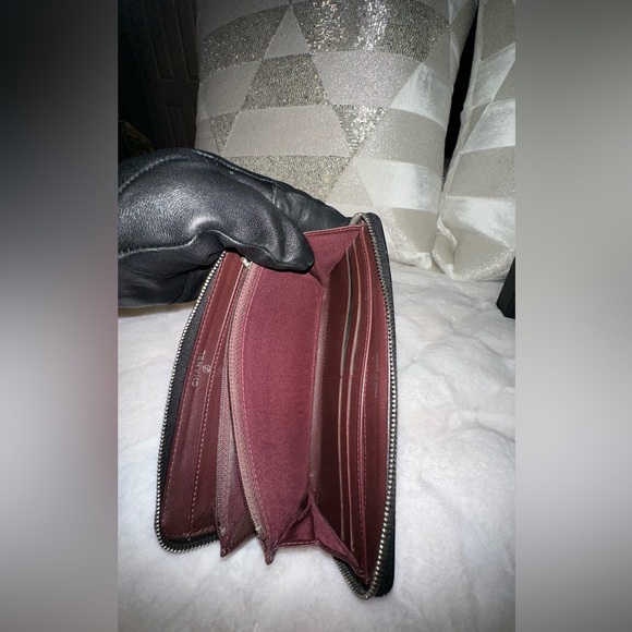 AUTH CHANEL Matelasse Lamb Skin Wallet Coco Mark purse Black - Picture 13 of 17